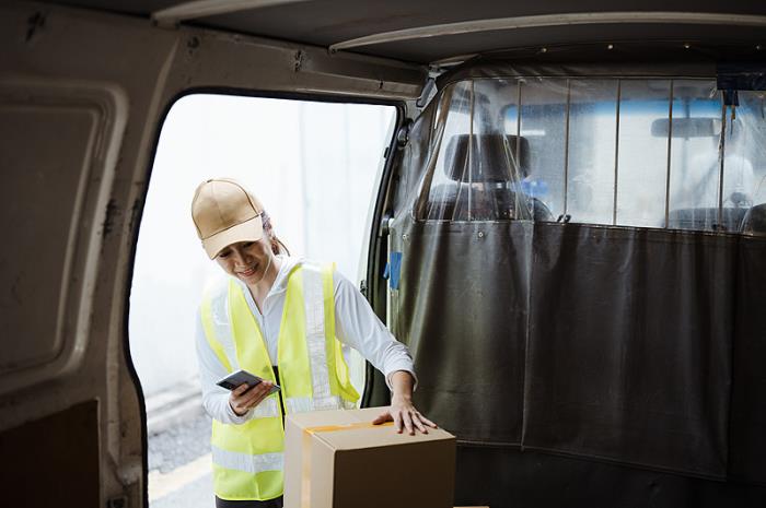 天猫商品转运到不丹，天猫包裏集运到不丹要多少钱?