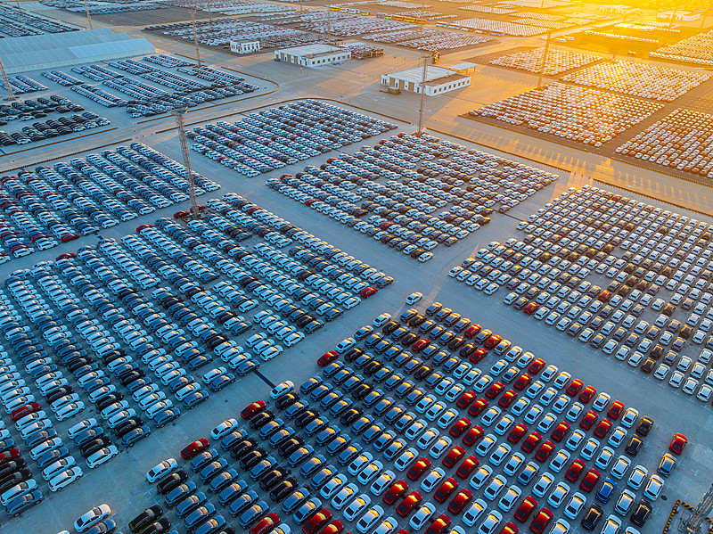 亚马逊卖家布局其他站点时，需考虑哪些市场因素？