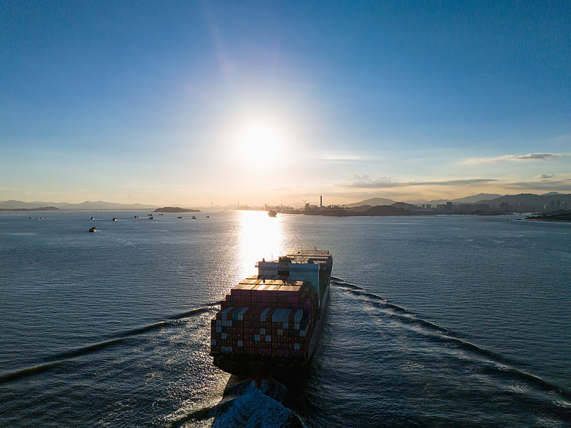 美国“炼狱”模式开启！亚马逊美西仓库订单延迟、关闭配送、取消买家订单