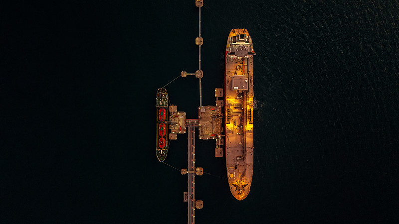 美国70余城爆发抗议活动,亚马逊在美国关闭部分运营点 美国70余城爆发抗议活动,亚马逊在美国关闭部分运营点