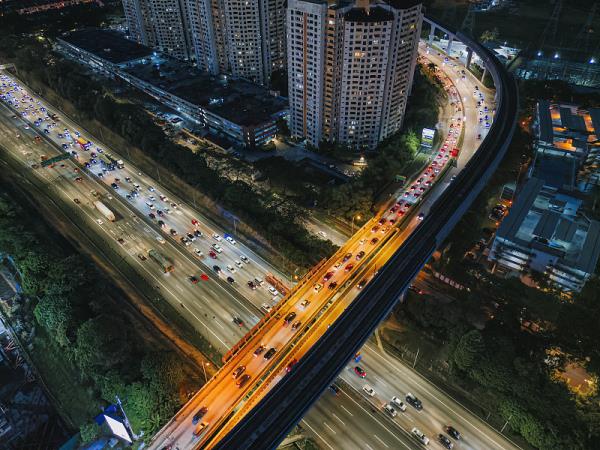 家具集運到台灣，選擇專家具還是拼箱好