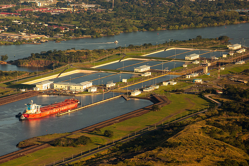 哪个跨境电商平台适合新手小白?