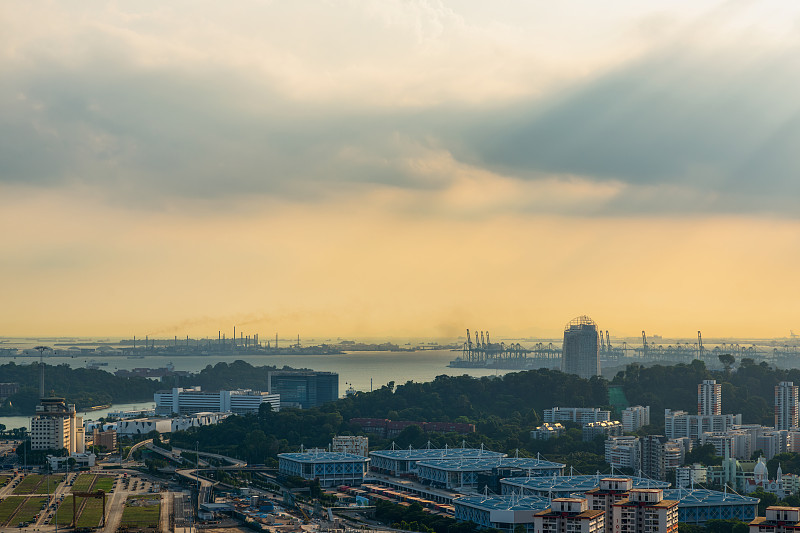 最近这几年有好多人从国内电商转到了跨境电商,有知道是怎么做的吗?