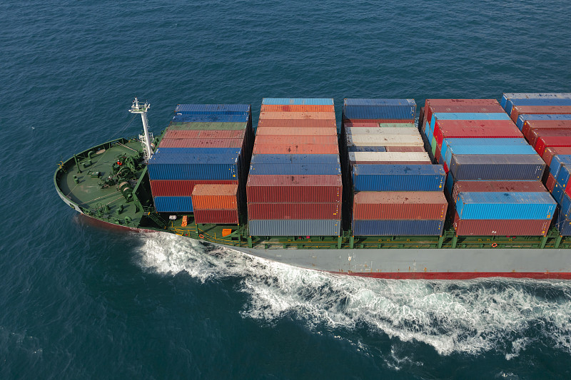 亚马逊跨境电商开店流程及费用？