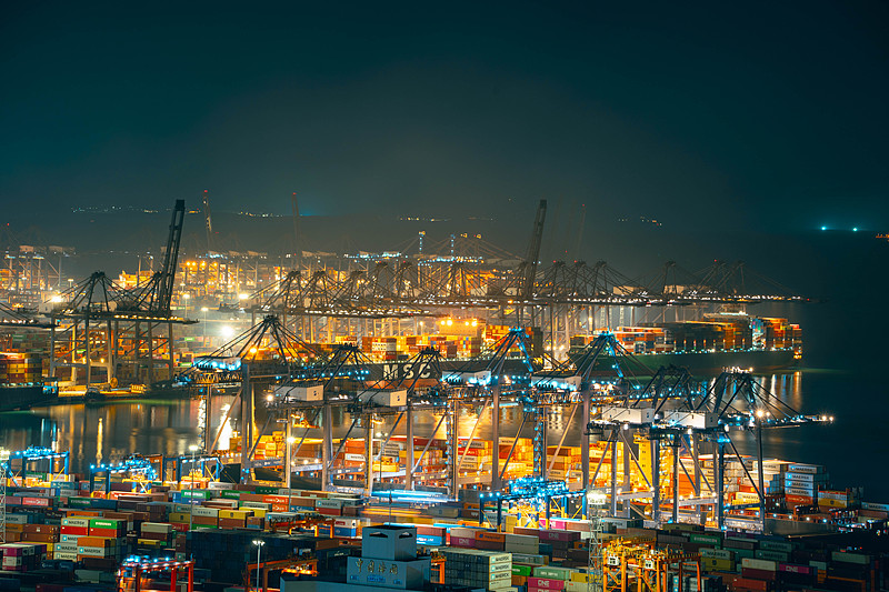 shopee买家和卖家是一个平台进入的吗