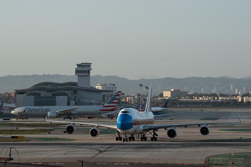 烘焙刷借助佛山国际货运递送到奥地利