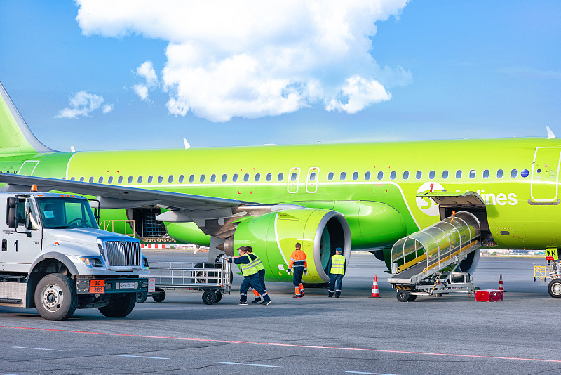 电动剃须刀福建福州外贸物流送达比利时 电动剃须刀福建福州外贸物流送达比利时