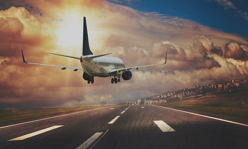 爱仕达不粘锅采纳佛山外贸物流速递到西班牙