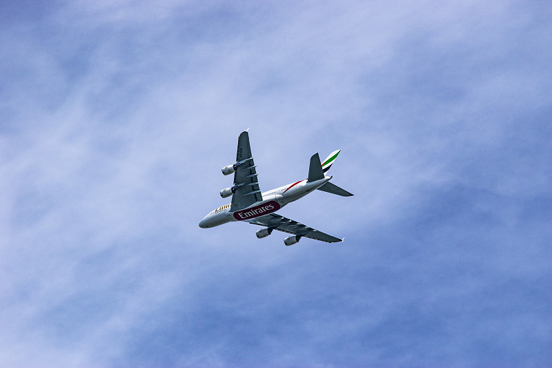 机械设备使用浙江宁波全球物流发往荷兰鹿特丹