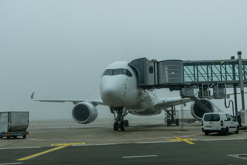 素描本使用深圳外贸物流承运至塞浦路斯