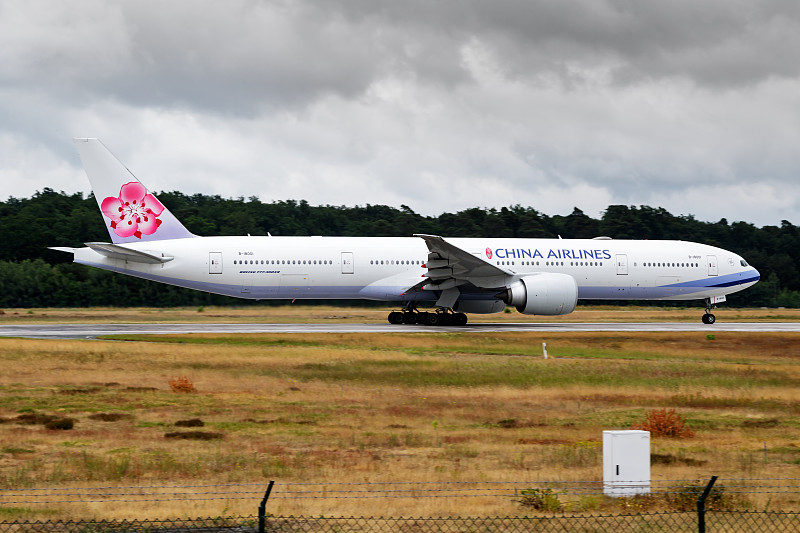非洲楝木借用广东佛山国际运输递送到美国洛杉矶 非洲楝木借用广东佛山国际运输递送到美国洛杉矶