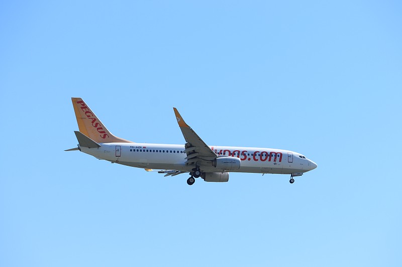 染料经过河北唐山跨境物流完整送达日本东京