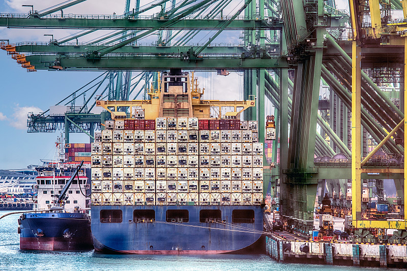 工程机械选用山东烟台外贸物流递送到美国洛杉矶 工程机械选用山东烟台外贸物流递送到美国洛杉矶