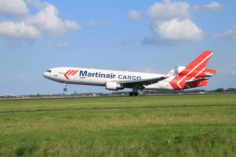 子初产妇护理垫经珠海国际货运及时送达西班牙 子初产妇护理垫经珠海国际货运及时送达西班牙