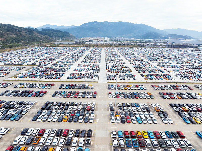 文化产品通过中国上海国际快递快送到越南胡志明市