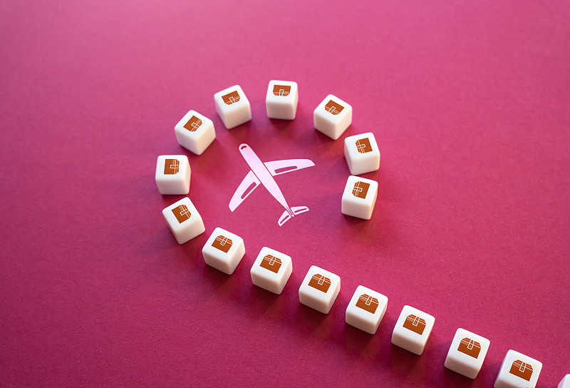 蓝月亮洗衣液利用深圳国际快递速递到波兰