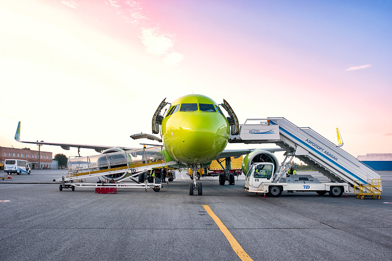 蓝牙耳机选用惠州环球货运运到英国 蓝牙耳机选用惠州环球货运运到英国