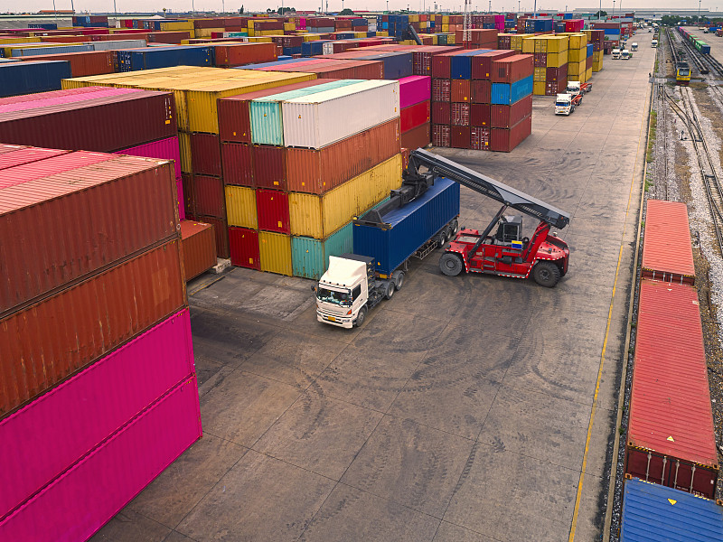 基础化工品采取中国上海国际货运送达沙特阿拉伯吉达 基础化工品采取中国上海国际货运送达沙特阿拉伯吉达