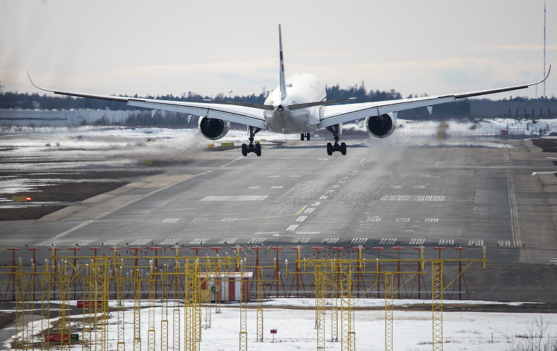 眼线笔应用广东佛山跨境物流承运至澳大利亚悉尼