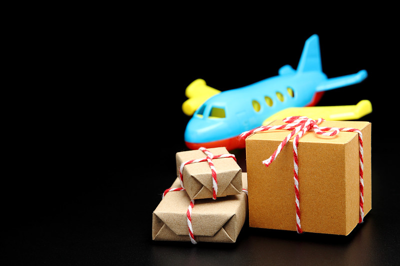 兰花苗借用深圳国际快递及时送达马耳他