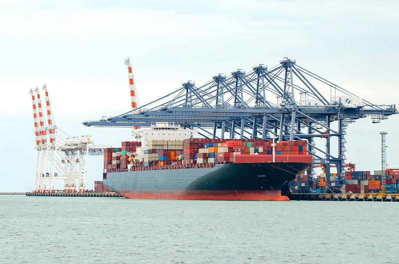 工业机器人中国上海跨境物流快递至美国纽约