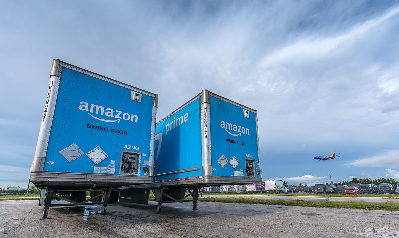 苹果、柑橘选用河北唐山全球物流送到阿联酋迪拜