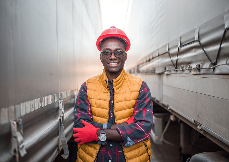 新能源产品应用中国上海国际物流发往印度尼西亚雅加达