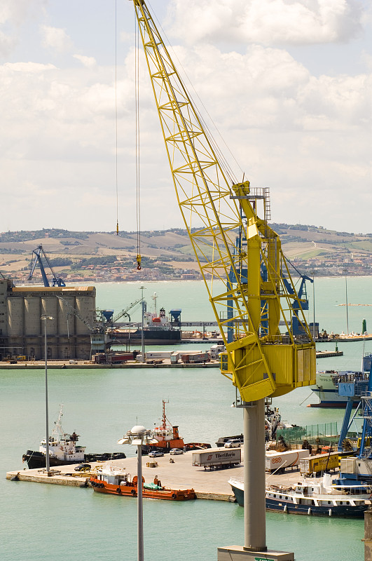 粮食借用中国上海国际货运配达俄罗斯莫斯科