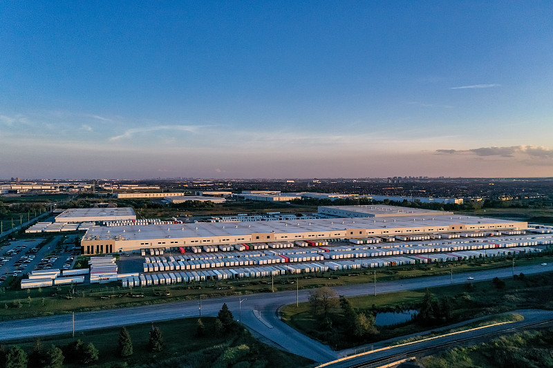 插线板转换头借助珠海国际快递托运至比利时