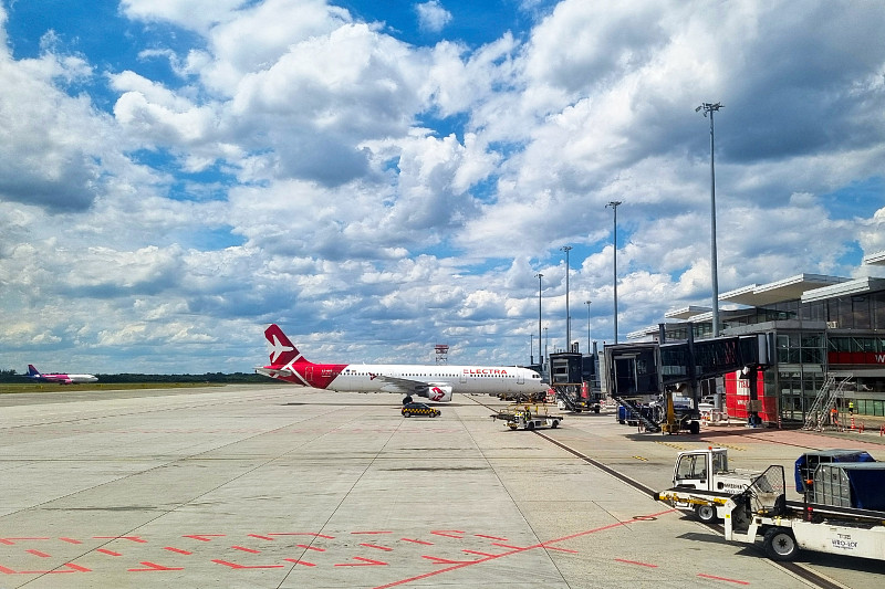 家具组装工具/配件中国上海国际物流承运至越南胡志明市 家具组装工具/配件中国上海国际物流承运至越南胡志明市