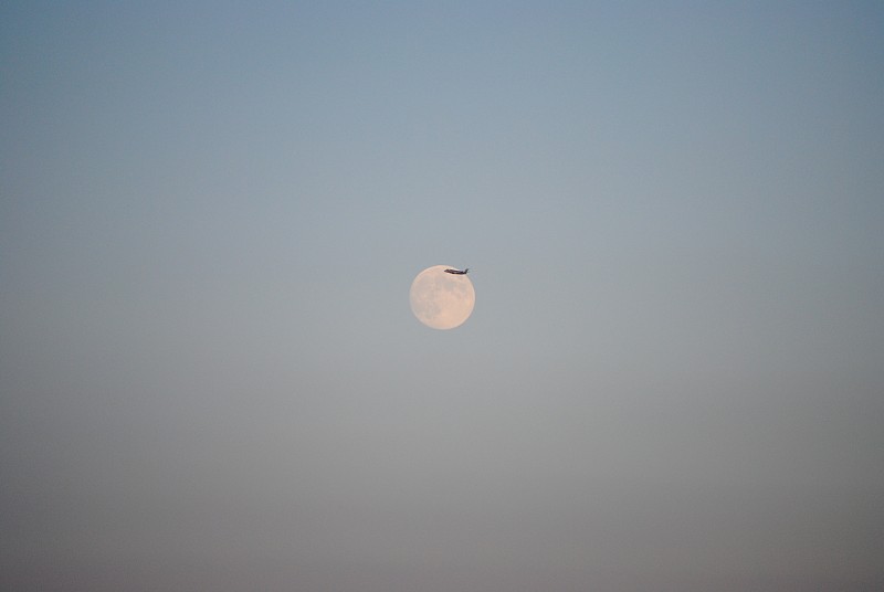 文化产品经过广东广州国际快递快递至泰国 文化产品经过广东广州国际快递快递至泰国