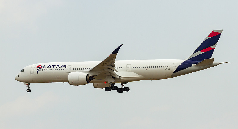 指甲护理工具（指甲刀、指甲锉）借助广东深圳环球货运及时送达泰国曼谷