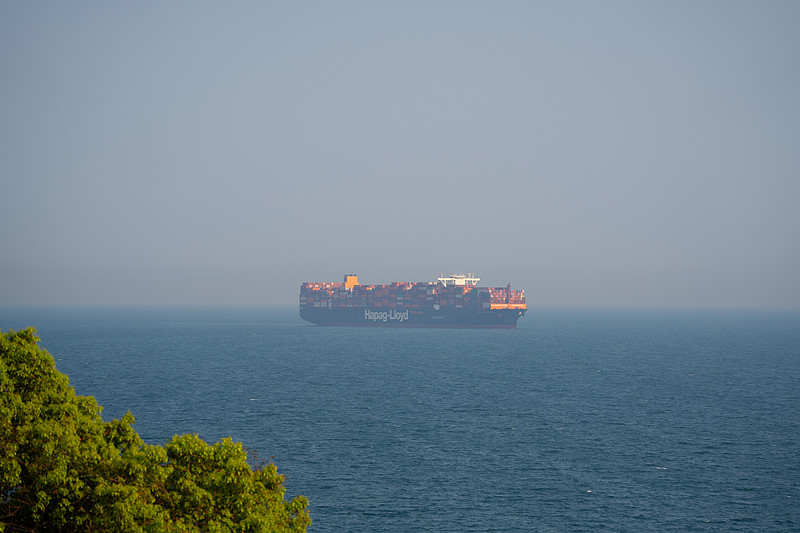 微波炉采纳广东深圳跨国货运高效送达希腊比雷埃夫斯