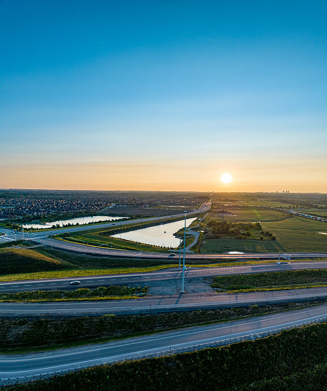 船用启动器经过江苏连云港国际运输速递到美国纽约