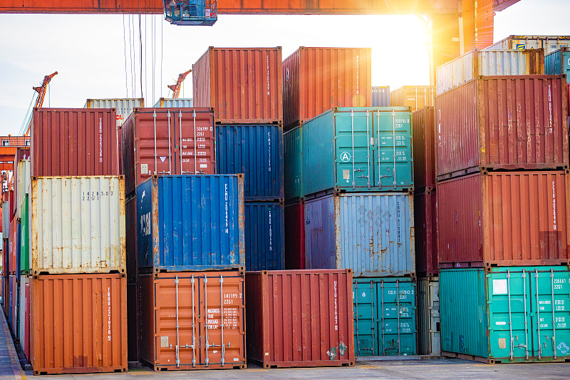 工程机械借助贵州贵阳国际运输运抵泰国曼谷