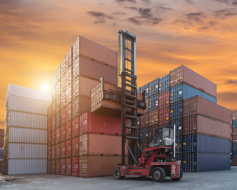 相机清洁套装通过东莞跨境物流承运至挪威