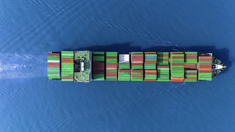 笔记本电脑经过山东青岛国际快递送到美国洛杉矶