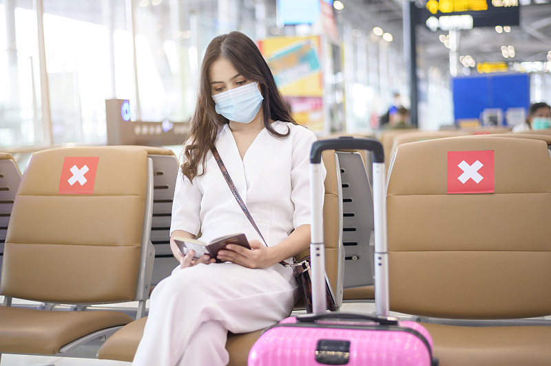 学习灯选用珠海跨国货运派送到德国