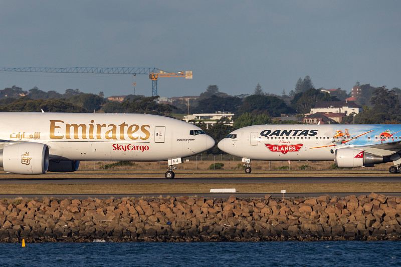 羽绒服采纳辽宁大连环球货运派送到挪威 羽绒服采纳辽宁大连环球货运派送到挪威