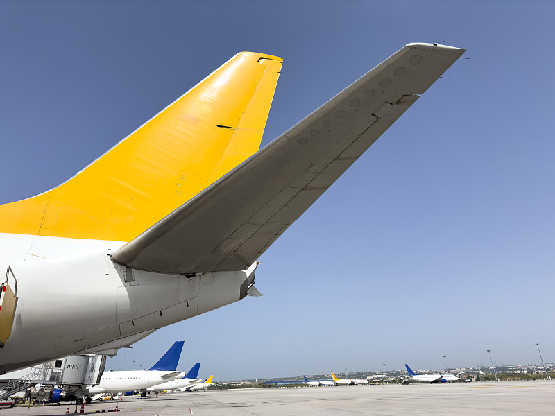 智能手表表带利用广东珠海跨国货运配送到法国马赛