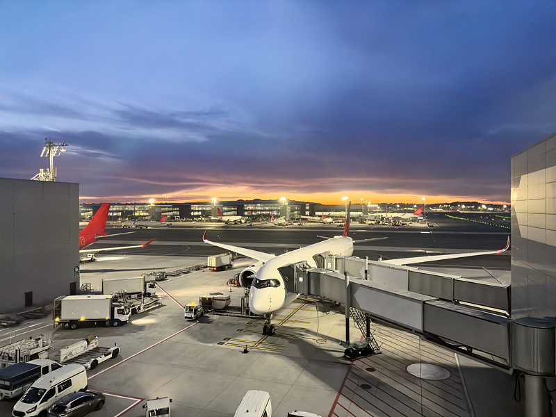 蓝牙适配器采用福建厦门国际货运派送到德国汉堡