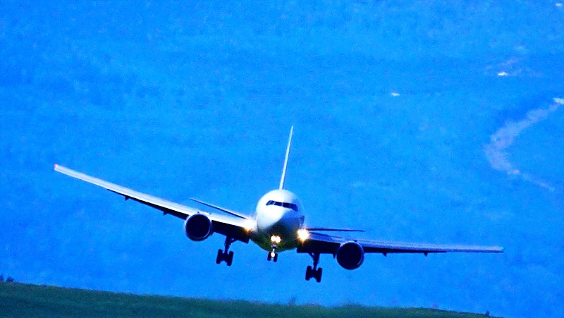 家具使用浙江义乌国际运输配送到荷兰鹿特丹 家具使用浙江义乌国际运输配送到荷兰鹿特丹