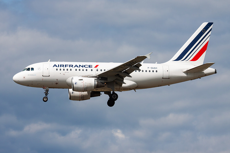 眼药水选用东莞全球物流高效送达法国