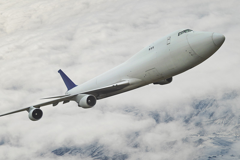 三金西瓜霜喷剂采纳佛山国际物流运抵摩尔多瓦