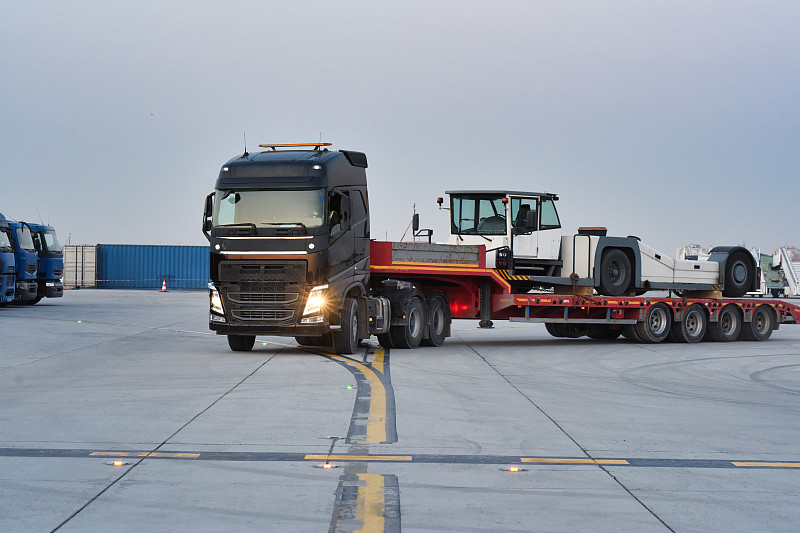 剃须泡沫采用中国上海国际货运发往阿联酋迪拜