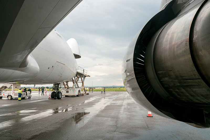 王致和腐乳采用深圳国际运输抵达爱尔兰 王致和腐乳采用深圳国际运输抵达爱尔兰