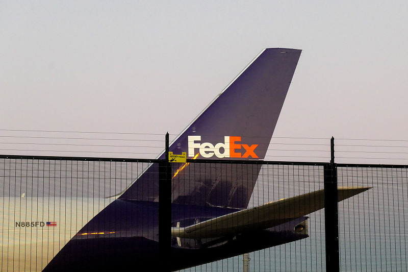 墙面挂钩/置物架借助浙江宁波跨国货运递送到希腊