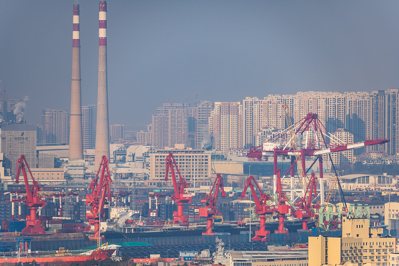 榨汁机利用中国上海跨境物流运抵美国洛杉矶