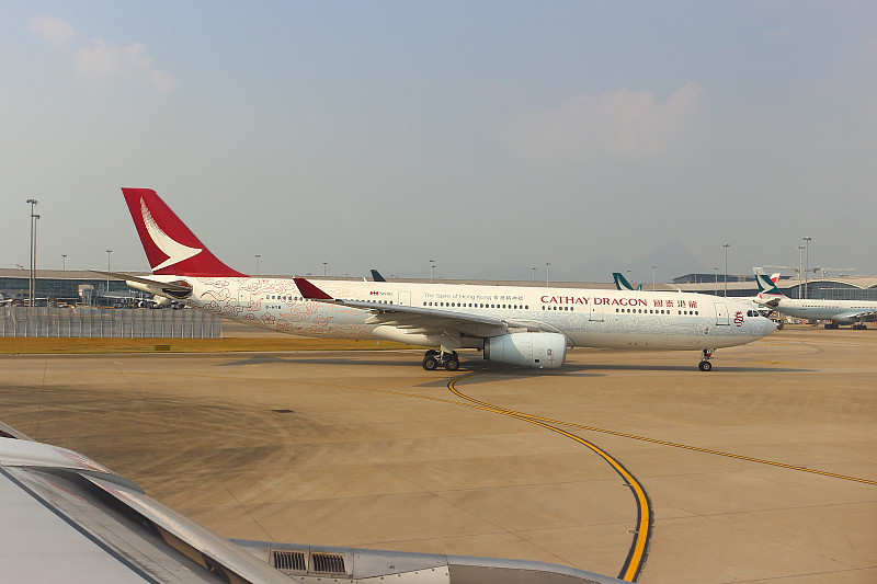 金庸全集采取中山国际运输运抵英国