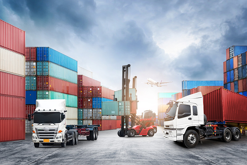 塑料制品运用中国上海跨境物流快送到新加坡 塑料制品运用中国上海跨境物流快送到新加坡